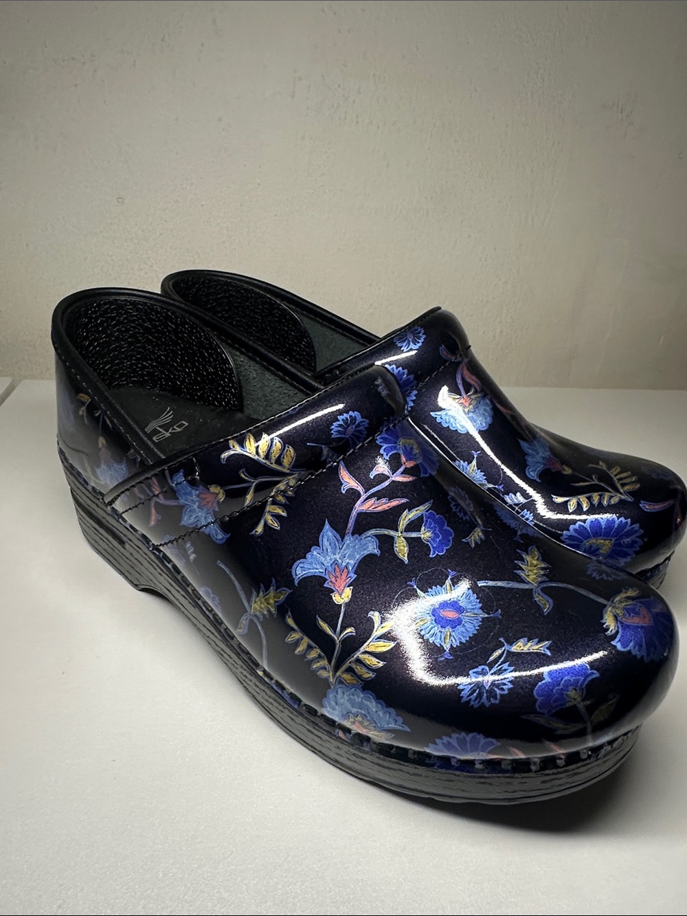 Women’s Black Floral Clogs - Dansko